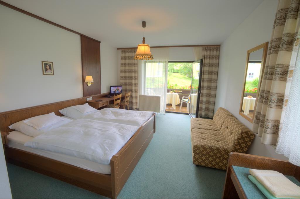 Urlaubshotel Binder Buchlberg Ngoại thất bức ảnh